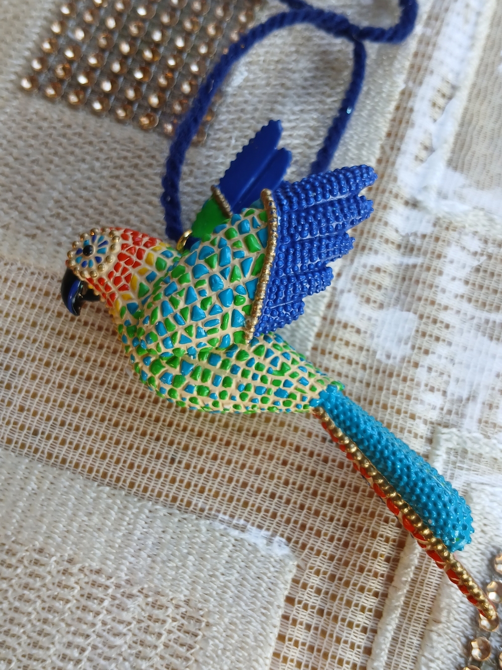 Vintage 2001 Hallmark "Christmas Parrot"